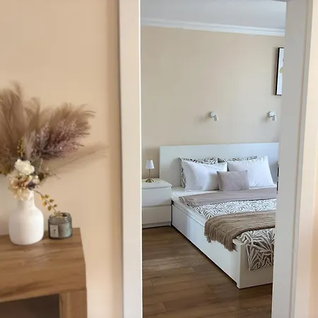 Park Cozy Apartman *